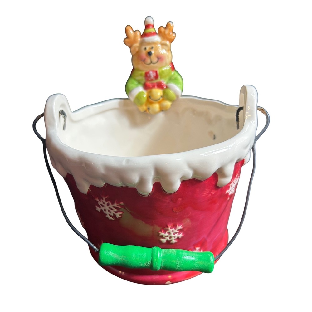 Vtg Ceramic Christmas Reindeer Bucket Candy Dish Holiday Decor Tabletop Figurine